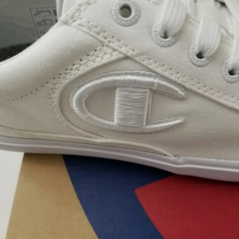 Men Champion Shoes white size 12 NIB final price - Picture 5 of 7